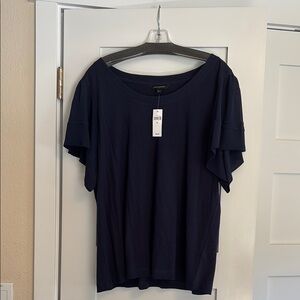 NWT Banana Republic Black Relaxed Short Sleeve T-Shirt P2P 20.5 and length 27”